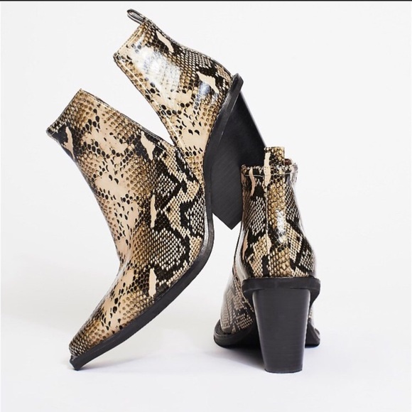 jeffrey campbell museum bootie
